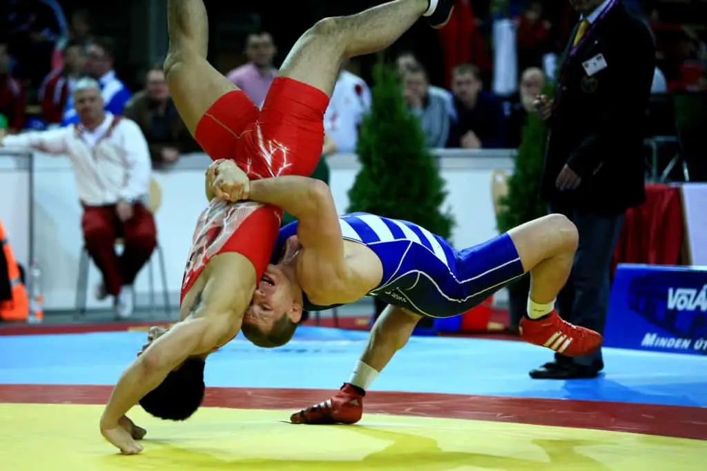 HungarianGreco RomanworldchampionPeterBacsiexecutingafive Pointt 